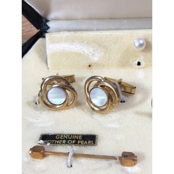 Vintage Stacy Cufflinks Tie Clips Set Mother Of Pearl Rhinestone Details Mens - Picture 2 of 16
